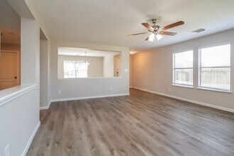 18118 Shady Cypress Ln in Cypress, TX - Building Photo - Building Photo