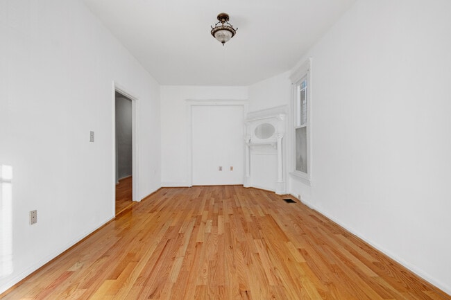 739 Morton St NW in Washington, DC - Building Photo - Building Photo