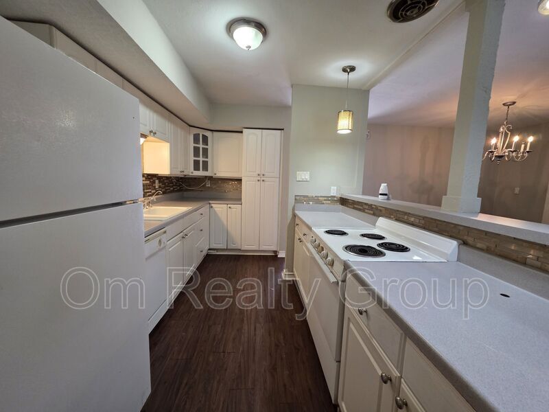 6903 Tara Dr in Richmond, TX - Building Photo