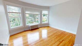 83 Trowbridge St, Unit 1576-1F in Cambridge, MA - Building Photo