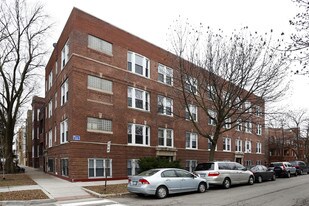 2203 W Rice in Chicago, IL - Building Photo