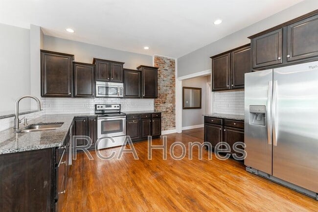 613 E New York St in Indianapolis, IN - Building Photo - Building Photo