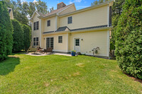 9 Hampton Cir in Tewksbury, MA - Foto de edificio - Building Photo