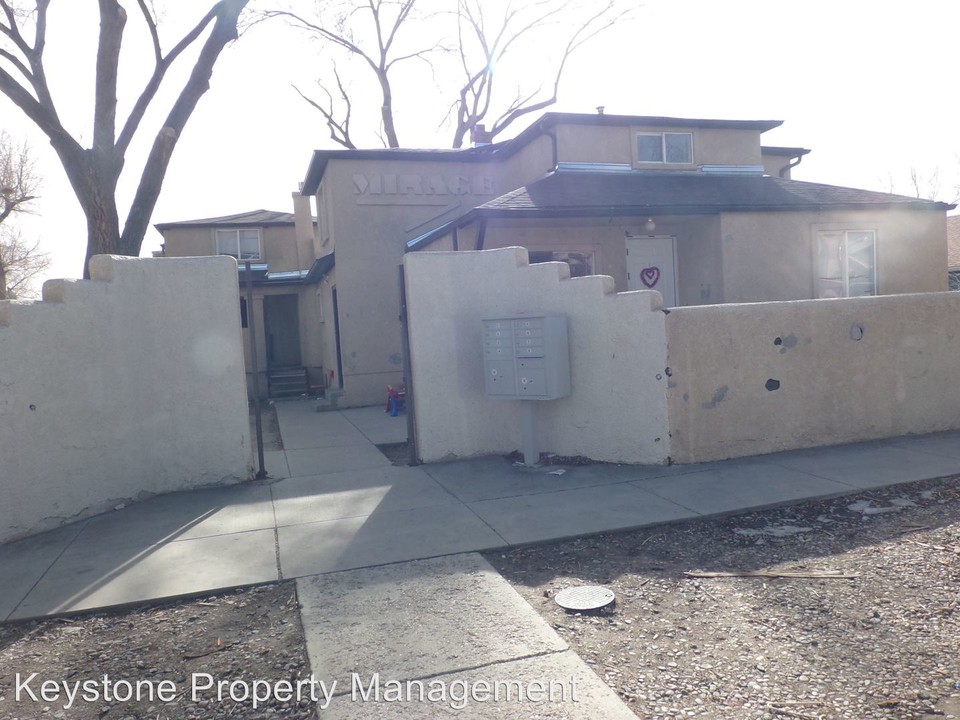 1924 E 5th St in Pueblo, CO - Building Photo