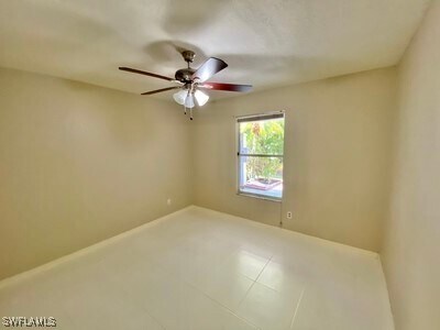 3352 Timberwood Cir in Naples, FL - Foto de edificio - Building Photo