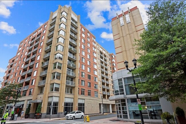 property at 1020 N Highland St