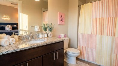 1715 8th St NW in Washington, DC - Building Photo - Building Photo