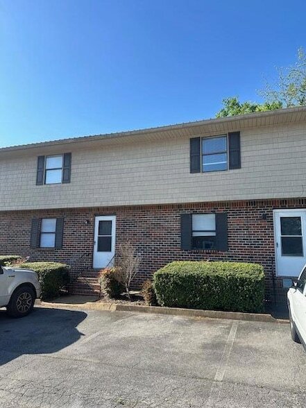 property at 4100 N Ocoee St