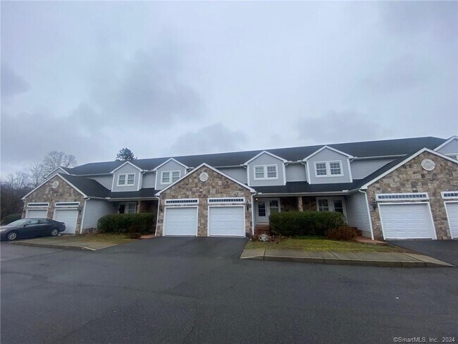 203 Lantern Ct in Clinton, CT - Building Photo - Building Photo