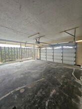1073 W Kawailani St in Hilo, HI - Building Photo - Building Photo