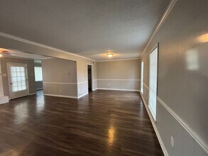 1468 Mullins Station Rd in Memphis, TN - Building Photo - Building Photo