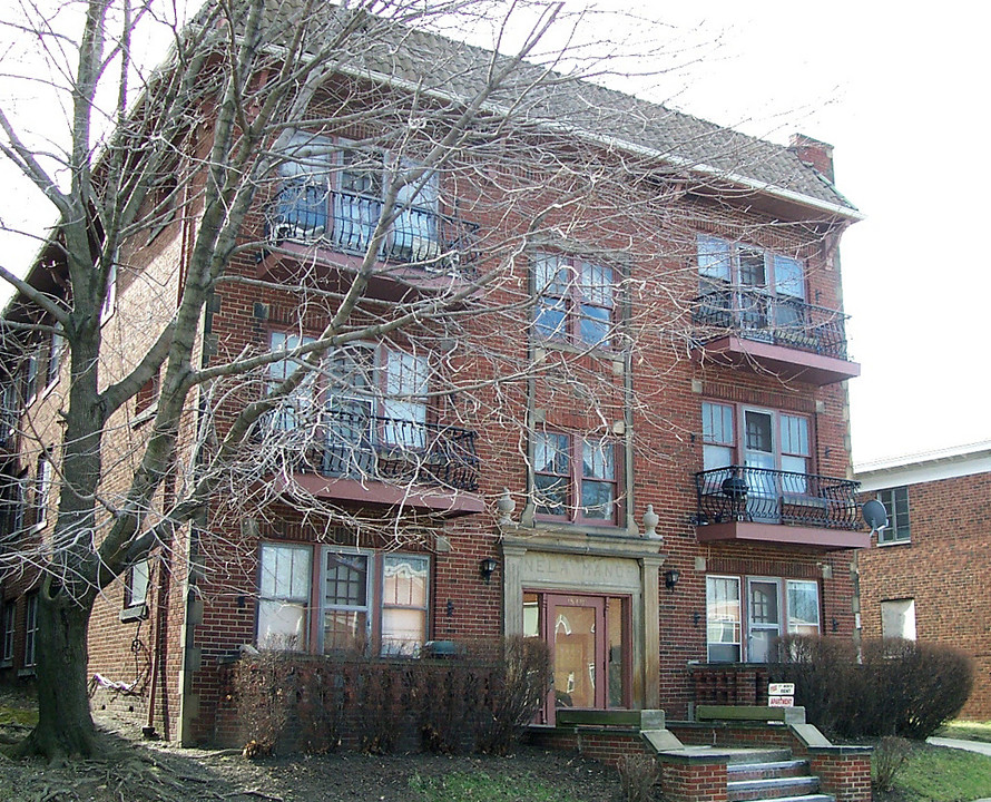 Nelacrest Manor in Cleveland, OH - Building Photo