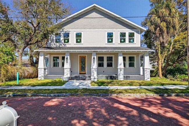 property at 204 E Adalee St