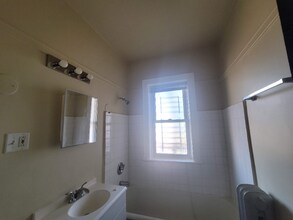 1643 W 80th St in Chicago, IL - Building Photo - Building Photo