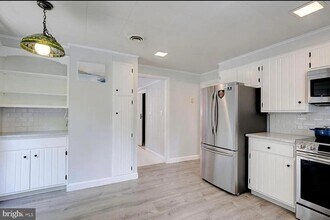 7523 B St in Chesapeake Beach, MD - Building Photo - Building Photo