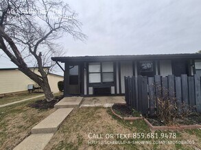 403 Amhurst Dr in Erlanger, KY - Building Photo - Building Photo