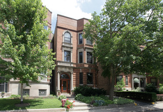 5631 S Dorchester Ave in Chicago, IL - Building Photo - Building Photo