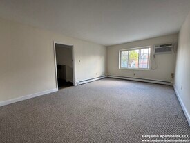 314 Massachusetts Ave, Unit 11 in Arlington, MA - Building Photo