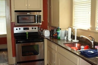 405 Opelika Rd in Auburn, AL - Building Photo - Building Photo