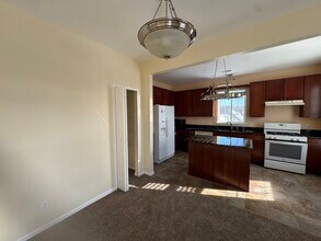 1220 Alameda Blvd in Troy, MI - Building Photo - Building Photo