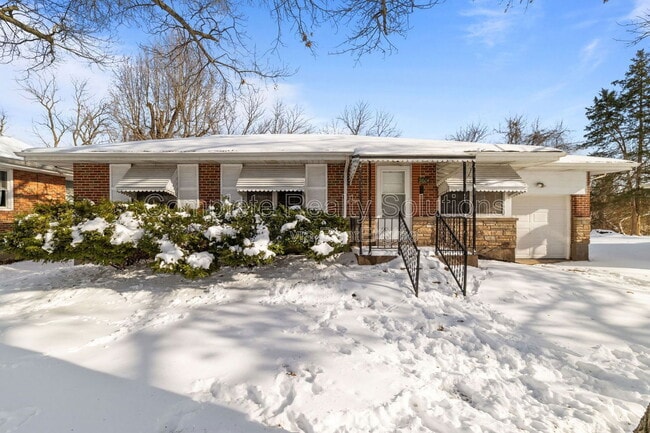 property at 9604 Colony Dr