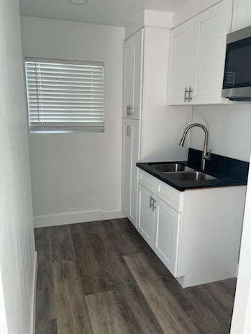 8025-8024 Gardendale St in Downey, CA - Building Photo - Building Photo