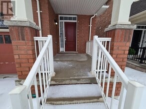 839 Miltonbrook Cres in Milton, ON - Building Photo - Building Photo