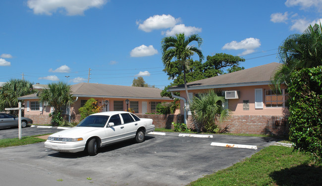 The Waldorf at Coral Ridge in Fort Lauderdale, FL - Building Photo - Building Photo