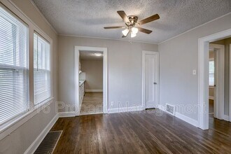 3914 Jackson Ave in Kansas City, MO - Building Photo - Building Photo