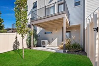 7817 W Crestwood Dr in Boise, ID - Foto de edificio - Building Photo