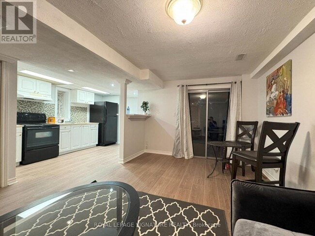 property at 104 Jordanray Blvd