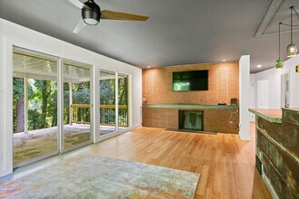 68 Wilshire Dr in Asheville, NC - Building Photo - Building Photo