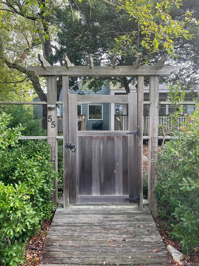 55 Ocean Rd in Ocean Beach, NY - Building Photo - Building Photo