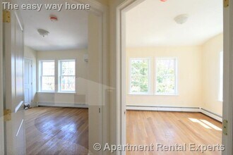 220 Massachusetts Ave in Arlington, MA - Building Photo - Building Photo