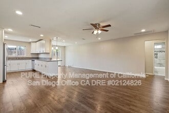 8820 Ellenwood Cir in Spring Valley, CA - Building Photo - Building Photo