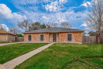 1603 Castle Creek Dr in Missouri City, TX - Building Photo - Building Photo