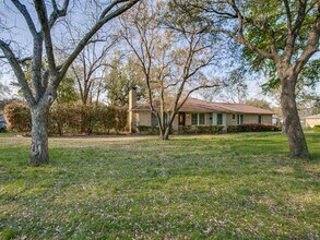 4054 Walnut Hill Ln in Dallas, TX - Building Photo - Building Photo