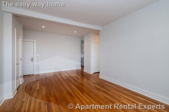 18 Forest St in Cambridge, MA - Building Photo - Building Photo