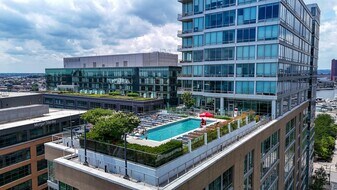 1405 Point in Baltimore, MD - Building Photo