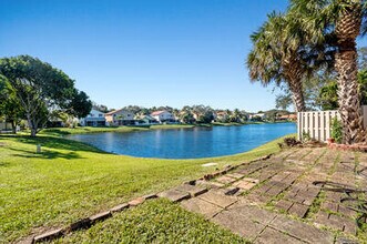 10056 Country Brook Rd in Boca Raton, FL - Building Photo - Building Photo