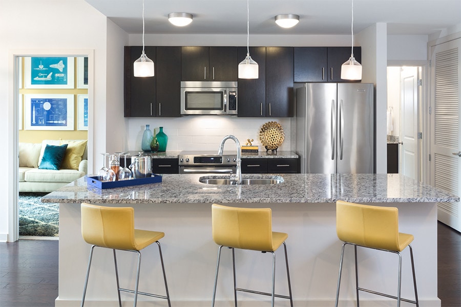 SkyHouse River Oaks Apartments Photo