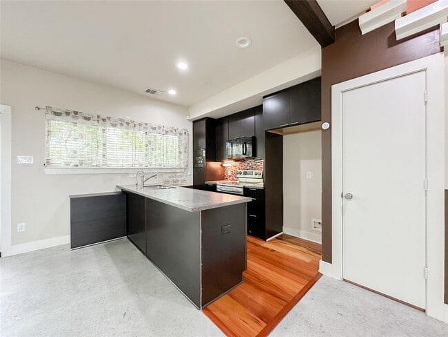 property at 68 Meadow Lea Dr