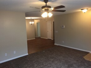 223 Tigers Paw Dr in Pooler, GA - Building Photo - Building Photo