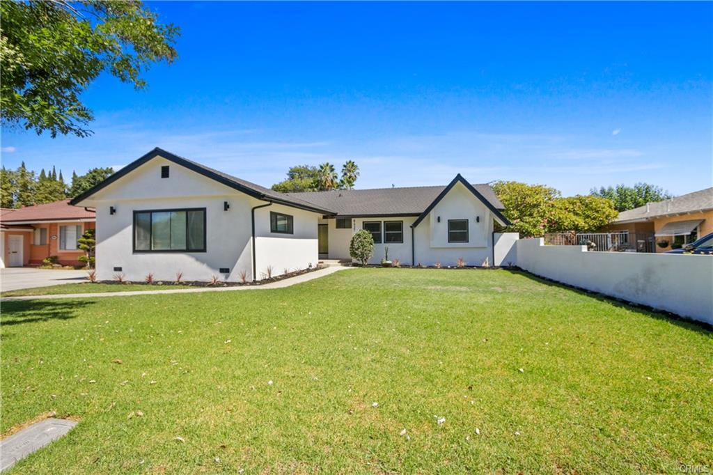 8437 Everest St in Downey, CA - Building Photo