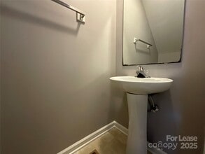 206 W 15th St in Newton, NC - Building Photo - Building Photo