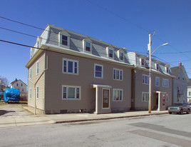 227-237 Tuttle St Apartments