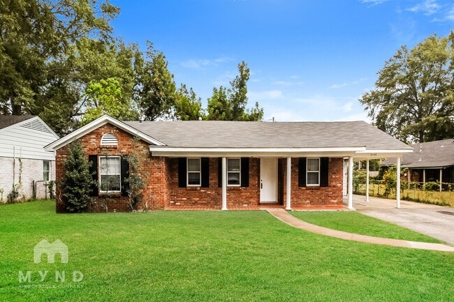 property at 5136 Jessie Lee Ln