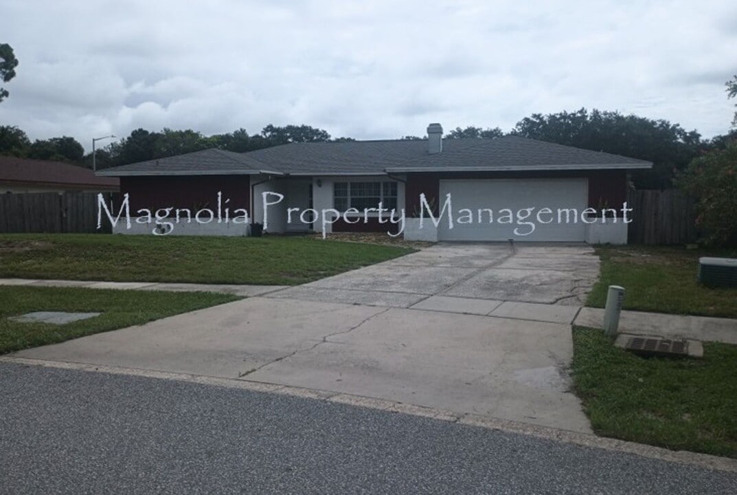 6449 Rockingtree Ln in Orlando, FL - Building Photo