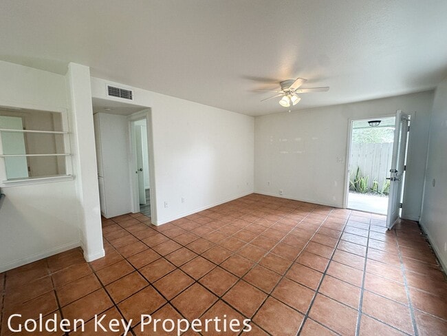 2015 Stewart St in Oceanside, CA - Building Photo - Building Photo