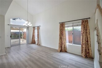 24055 Golden Pheasant Ln in Murrieta, CA - Building Photo - Building Photo